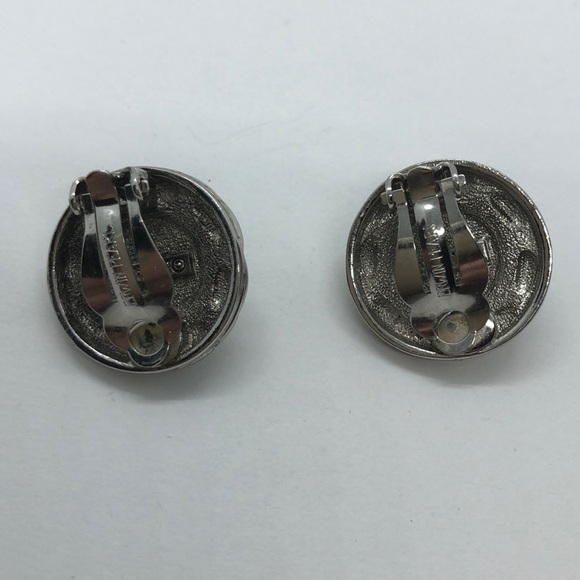 Erwin Pearl Clip on. Signed - Picture 2 of 7